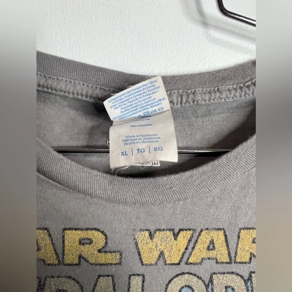 Star Wars The Mandolorian Graphic Tee - Picture 2 of 3